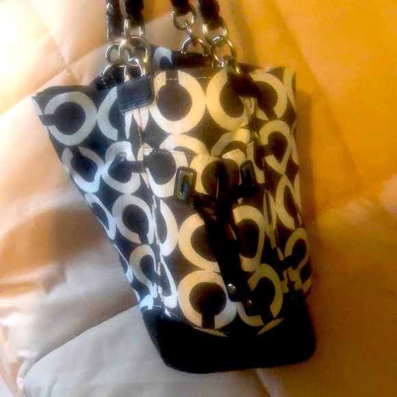 Coach Purse - Picture 3 of 7